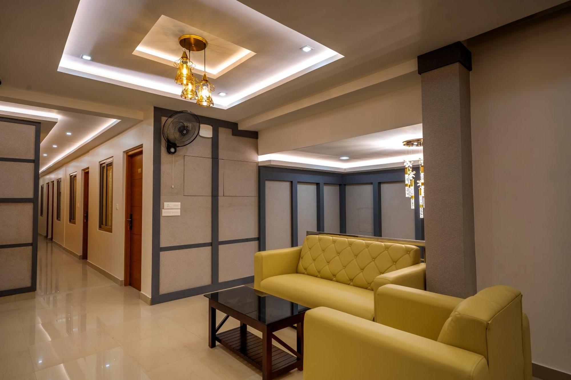 Metro Residency Hotel Tirur Exterior foto